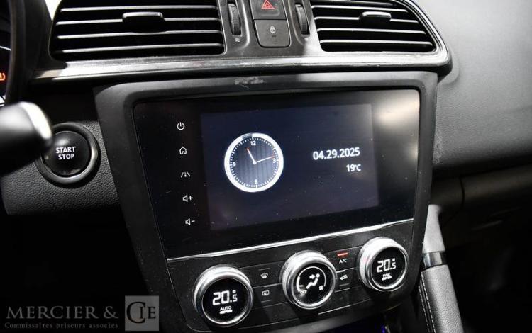 RENAULT KADJAR BUSINESS BLUE DCI 115 EDC BLEU FS-921-WE