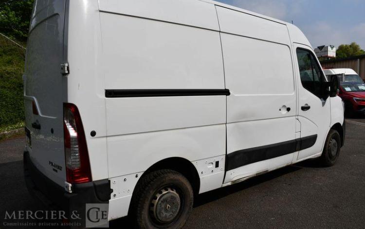 RENAULT MASTER GCF 2.3 DCI 135 L2H2 F3300 BLANC FT-419-RR