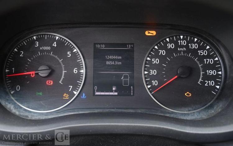 RENAULT MASTER GCF 2.3 DCI 135 L2H2 F3300 BLANC FT-419-RR