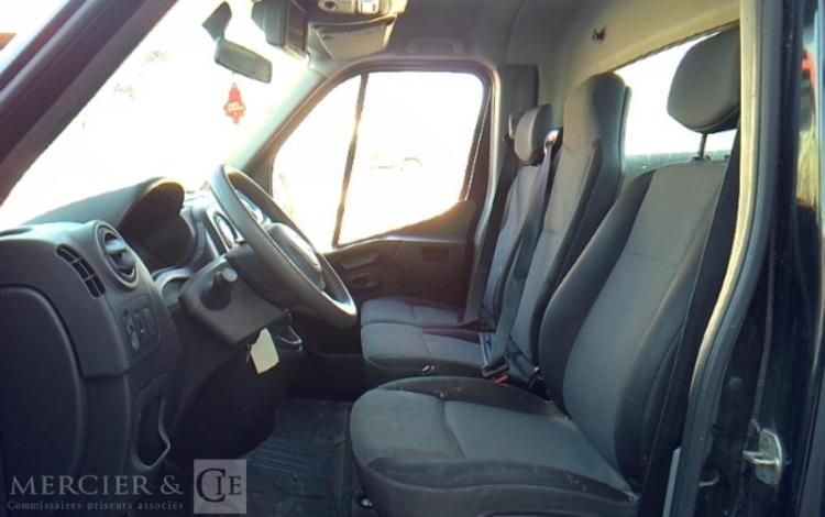 RENAULT MASTER BENNE SIMPLE CABINE COFFRE 2.3 DCI 16V 130CV NOIR FT-560-TC