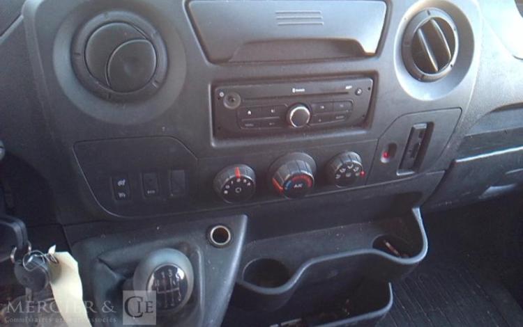 RENAULT MASTER BENNE SIMPLE CABINE COFFRE 2.3 DCI 16V 130CV NOIR FT-560-TC