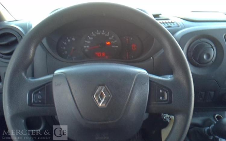 RENAULT MASTER BENNE SIMPLE CABINE COFFRE 2.3 DCI 16V 130CV NOIR FT-560-TC