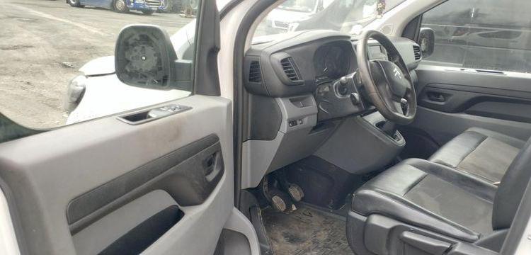 CITROEN JUMPY 3 VUL XL 2,0 BLUE HDI FOURGON LONG 122 CV – DIESEL – 173629 KMS – AN 2020 BLANC FV-241-HB