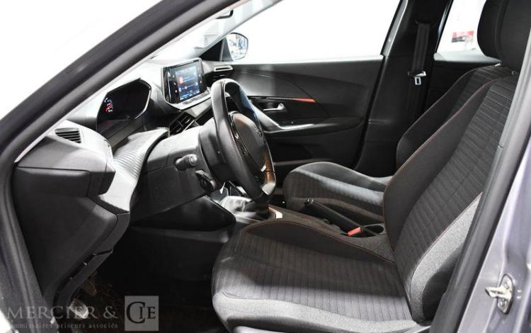 PEUGEOT 2008 1,2 PURE TECH GRIS FV-757-KK