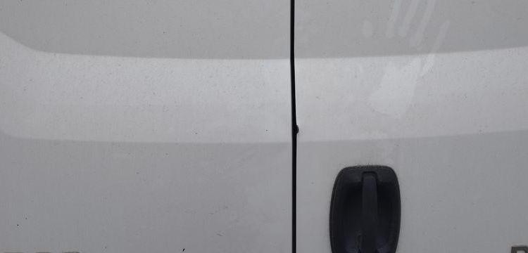 IVECO DAILY 6 FOURGON 35C14 2,3 D 16V HI MATIC 136 CV BOITE AUTO – DIESEL -263572 KMS BLANC FV-816-JG