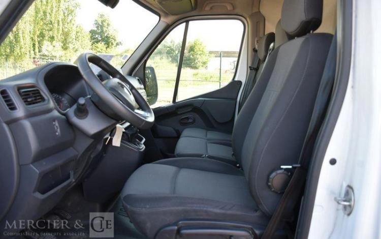 RENAULT MASTER L2H2 GCF F3300 DCI 135 BLANC FV-914-TR