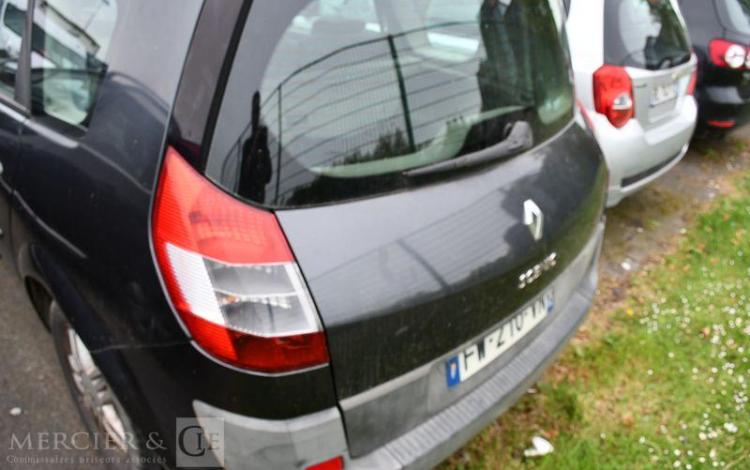 RENAULT GD SCENIC 1,9 DCI115 MER DU NORD GRIS FW-210-VN