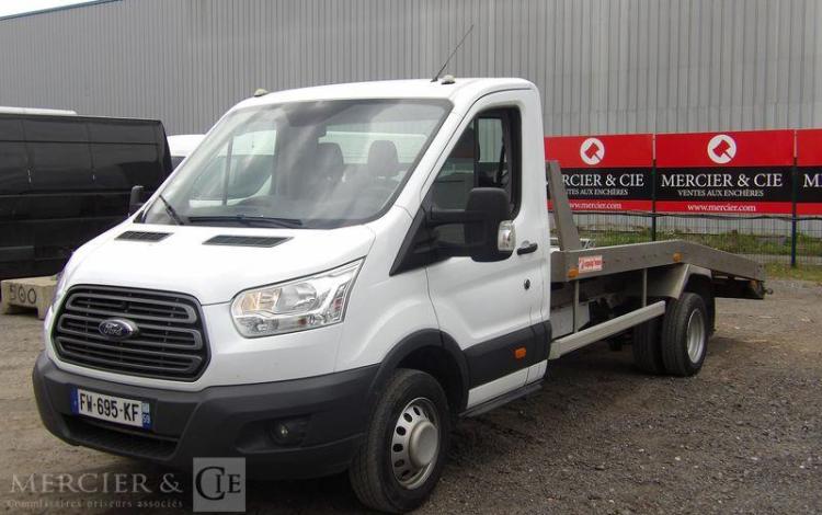 FORD TRANSIT DEPANNEUSE DIESEL – PTAC : 3,5 TONNES- 65551 KMS – ANNEE 2021 BLANC FW-695-KF