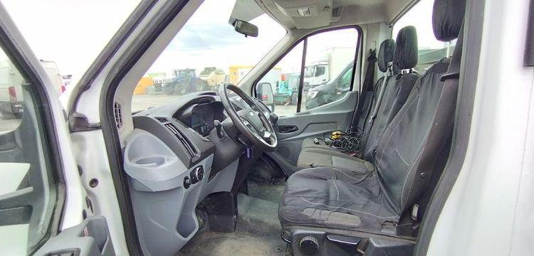FORD TRANSIT DEPANNEUSE DIESEL – PTAC : 3,5 TONNES- 65551 KMS – ANNEE 2021 BLANC FW-695-KF