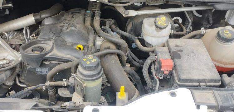 FORD TRANSIT DEPANNEUSE DIESEL – PTAC : 3,5 TONNES- 65551 KMS – ANNEE 2021 BLANC FW-695-KF