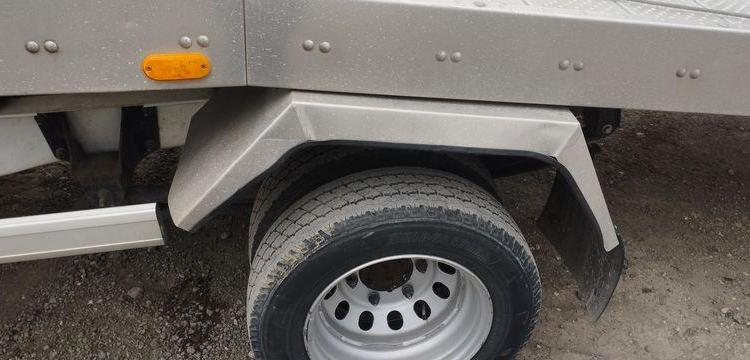 FORD TRANSIT DEPANNEUSE DIESEL – PTAC : 3,5 TONNES- 65551 KMS – ANNEE 2021 BLANC FW-695-KF