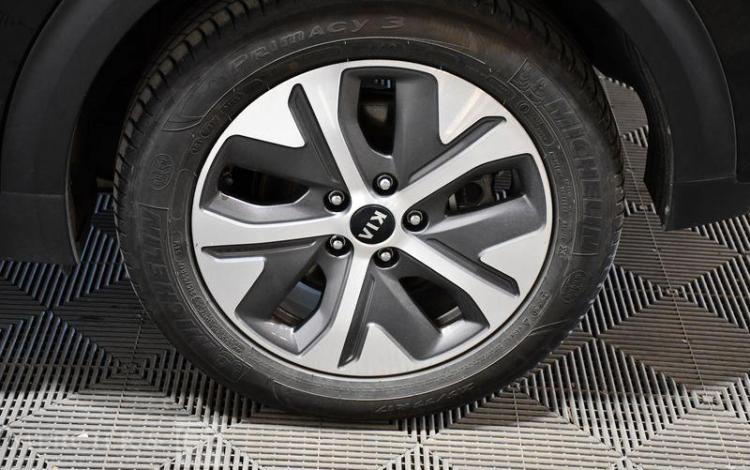 KIA E-NIRO ELECT 205  DESIGN NOIR FX-638-DY
