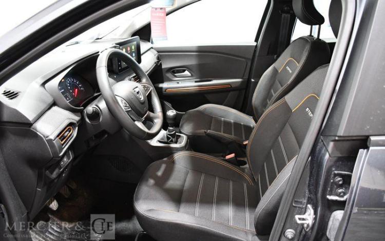 DACIA SANDERO STEPWAY CONFORT ECO-G 100 GRIS FY-760-MS