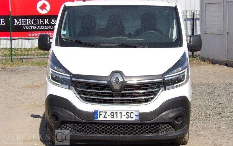 RENAULT TRAFIC 3 FOURGON PHASE 2 L2H1 1300 2,0 DCI 16V 120 CV – DIESEL – 371872 KMS BLANC FZ-911-SC