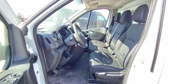 RENAULT TRAFIC 3 FOURGON PHASE 2 L2H1 1300 2,0 DCI 16V 120 CV – DIESEL – 371872 KMS BLANC FZ-911-SC