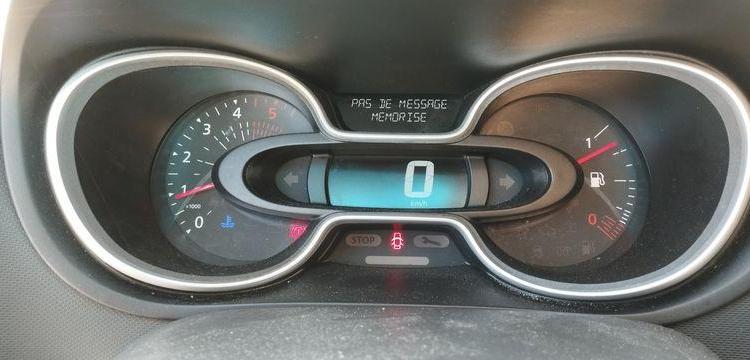 RENAULT TRAFIC 3 FOURGON PHASE 2 L2H1 1300 2,0 DCI 16V 120 CV – DIESEL – 371872 KMS BLANC FZ-911-SC