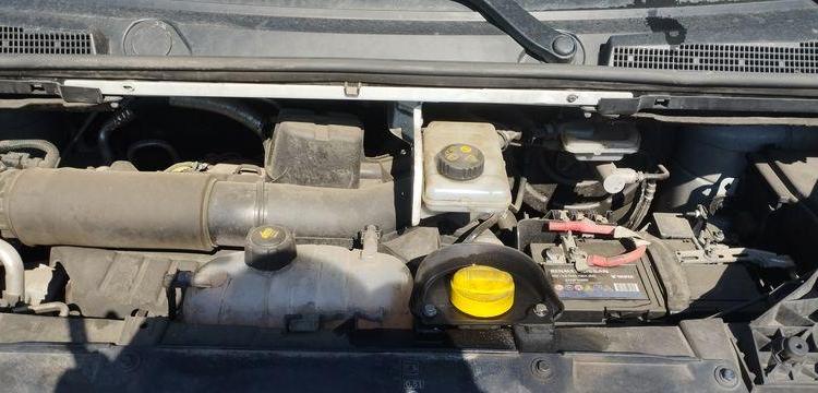RENAULT TRAFIC 3 FOURGON PHASE 2 L2H1 1300 2,0 DCI 16V 120 CV – DIESEL – 371872 KMS BLANC FZ-911-SC