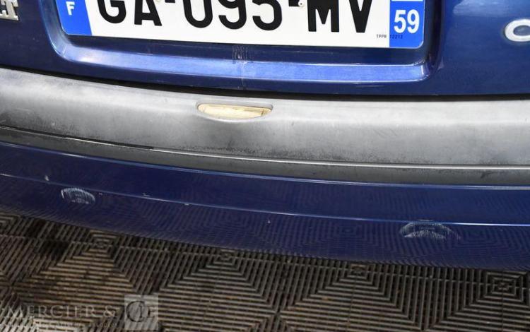 RENAULT CLIO II 1,2 60 RTE BLEU GA-095-MV