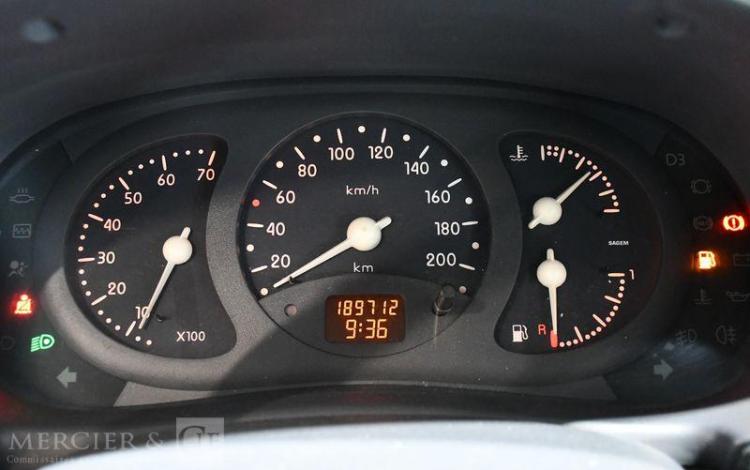 RENAULT CLIO II 1,2 60 RTE BLEU GA-095-MV