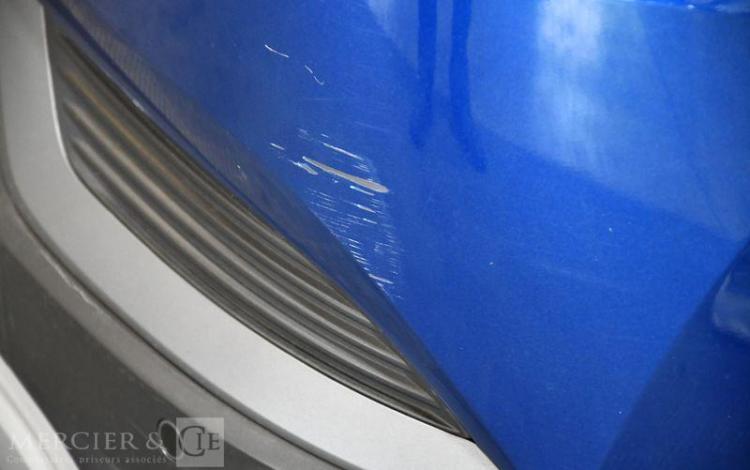 RENAULT CAPTUR 1.5 BLUEDCI 115 BUSINESS EDC BVA
 BLEU GA-251-PX