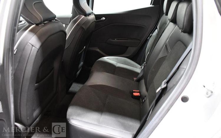 RENAULT CLIO V  INTENS TCE 90 GRIS GA-363-HM
