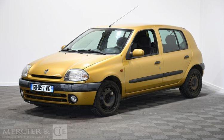 RENAULT CLIO II OR GB-057-WG
