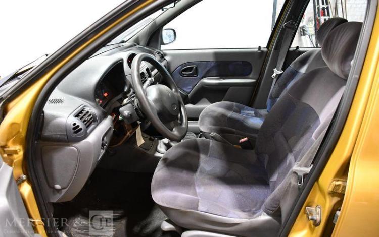 RENAULT CLIO II OR GB-057-WG