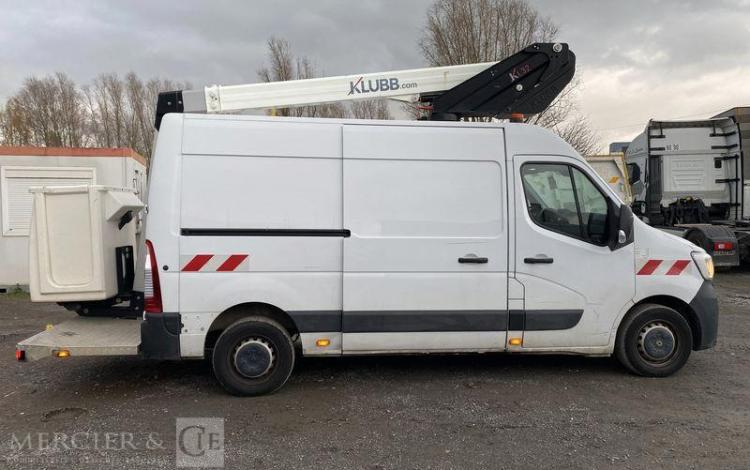 RENAULT MASTER NACELLE KLUBB/KL 32 12,50 M – 762 HEURES – 59741 KMS – ANNEE 2021 BLANC GB-662-PB