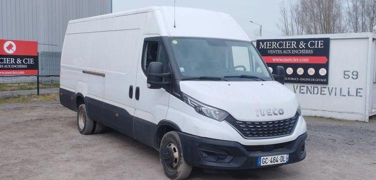 IVECO DAILY 6 FOURGON LONG 35S16 2,3D HI MATIC 156 CV BOITE AUTO – DIESEL – 199411 KMS BLANC GC-464-DL