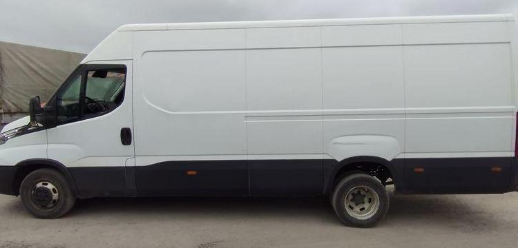 IVECO DAILY 6 FOURGON LONG 35S16 2,3D HI MATIC 156 CV BOITE AUTO – DIESEL – 199411 KMS BLANC GC-464-DL