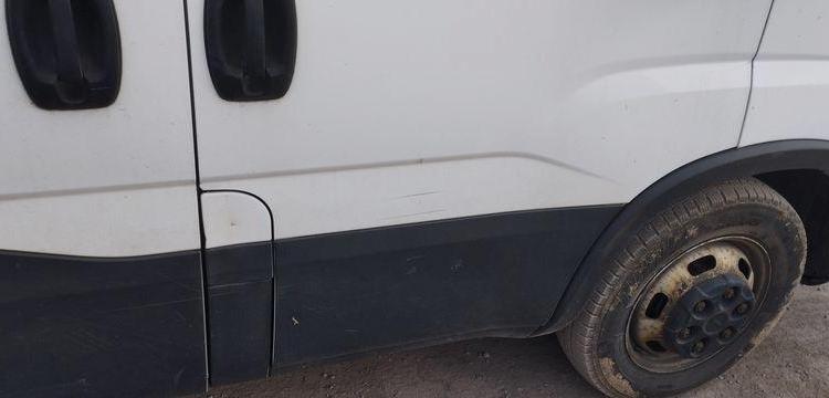 IVECO DAILY 6 FOURGON LONG 35S16 2,3D HI MATIC 156 CV BOITE AUTO – DIESEL – 199411 KMS BLANC GC-464-DL