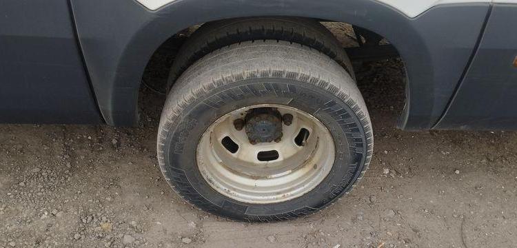 IVECO DAILY 6 FOURGON LONG 35S16 2,3D HI MATIC 156 CV BOITE AUTO – DIESEL – 199411 KMS BLANC GC-464-DL