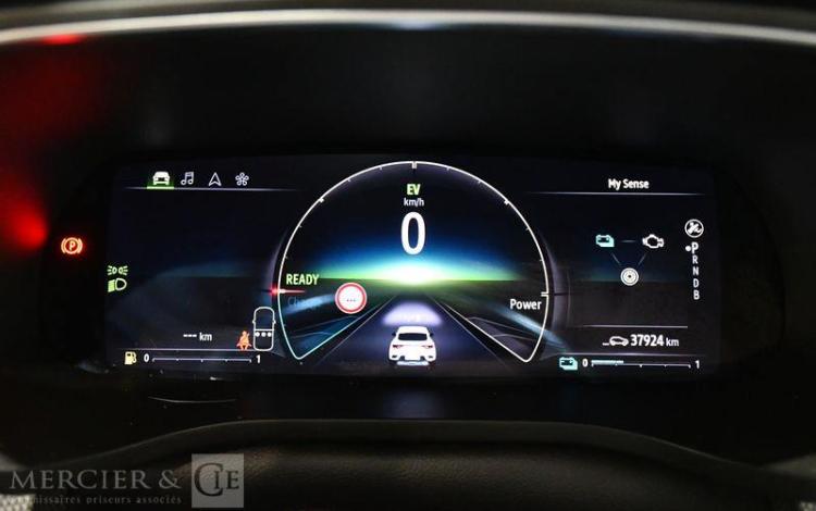 RENAULT ARKANA INTENS e-TECH BLANC GD-389-VN