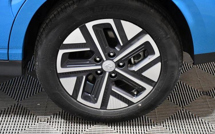 HYUNDAI KONA SYNCHRONE AIM INTUITIVE BLEU GE-564-EZ