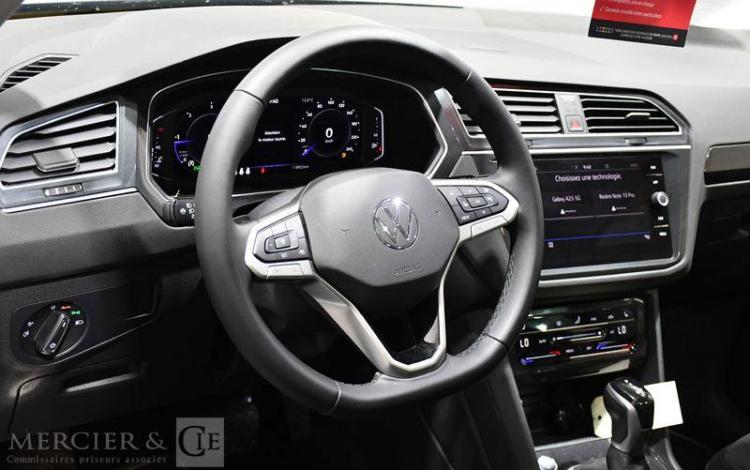 VOLKSWAGEN TIGUAN 2.0 TDI 150 ELEGANCE EXCLUSIVE DSG BVA
 BLEU GF-819-ZN