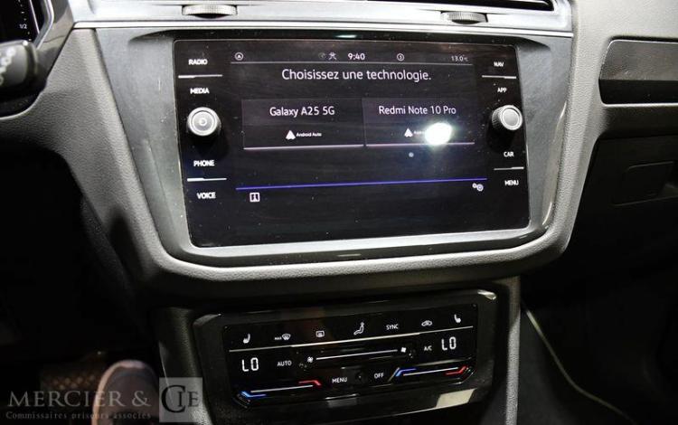 VOLKSWAGEN TIGUAN 2.0 TDI 150 ELEGANCE EXCLUSIVE DSG BVA
 BLEU GF-819-ZN