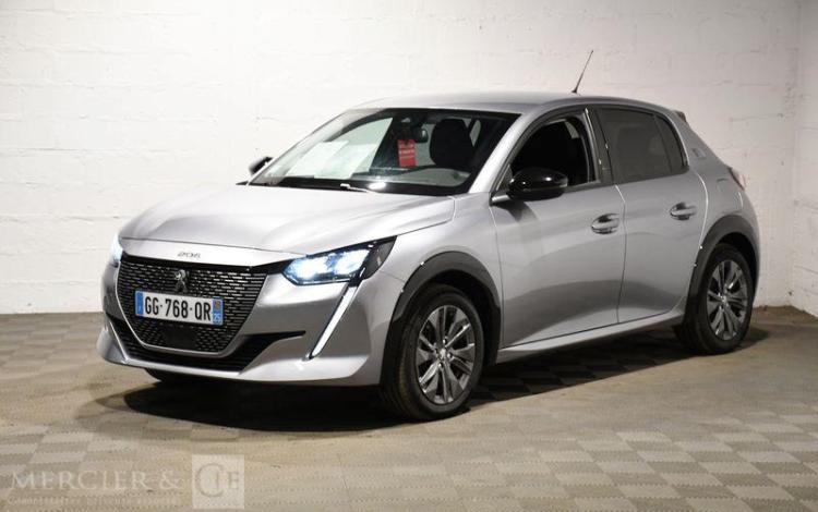 PEUGEOT e-208 ROADTRIP GRIS GG-768-QR