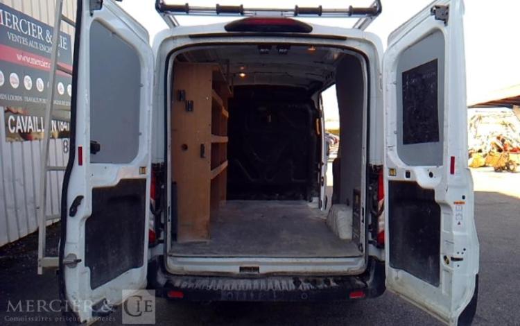 FORD E-TRANSIT FOURGON TREND BUSINESS 136CV BLANC GJ-392-DZ