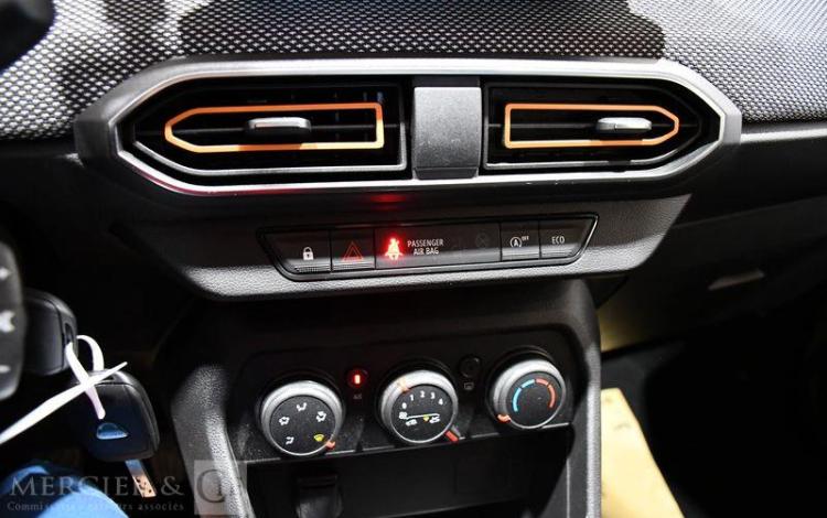DACIA SANDERO 1.0 TCE 90  STEPWAY CONFORT ROUILLE GJ-593-MB