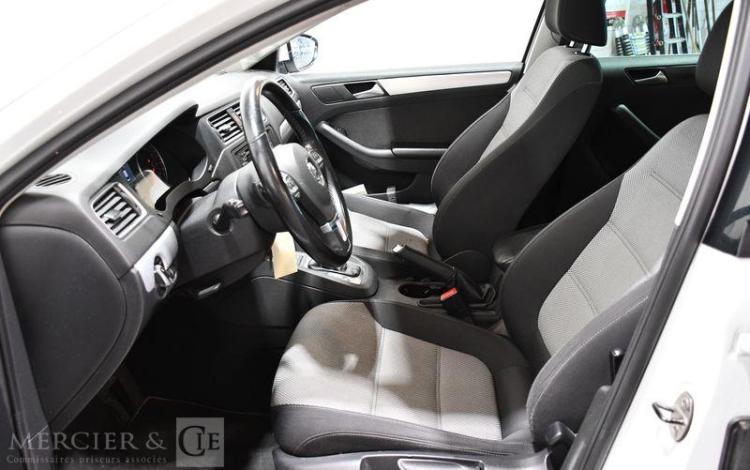 VOLKSWAGEN JETTA 1,4 TSI 170 CH  HYBRIDE DSG BLANC GJ-701-MS