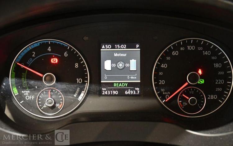 VOLKSWAGEN JETTA 1,4 TSI 170 CH  HYBRIDE DSG BLANC GJ-701-MS