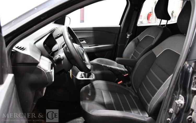 DACIA SANDERO CONFORT TCE 90 GRIS GJ-869-QK