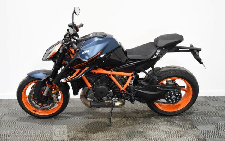 KTM 1290 SUPER DUKE R PACK TECH  GM-523-GF
