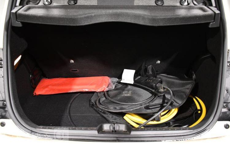 FIAT 500 ELECTRIC 95 23,7KWH AUTONOMIE 185KMH ICONE BVA BLANC GN-187-QW