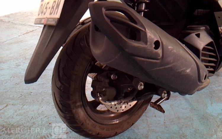 YAMAHA TRICITY 125 GRIS GP-045-BM