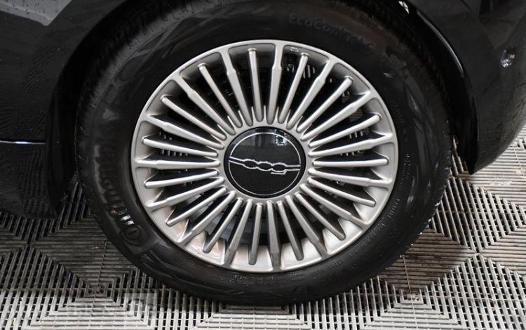 FIAT 500e 120 58PPM 42KWH AUTONOMIE-320KM NOIR GP-779-QN