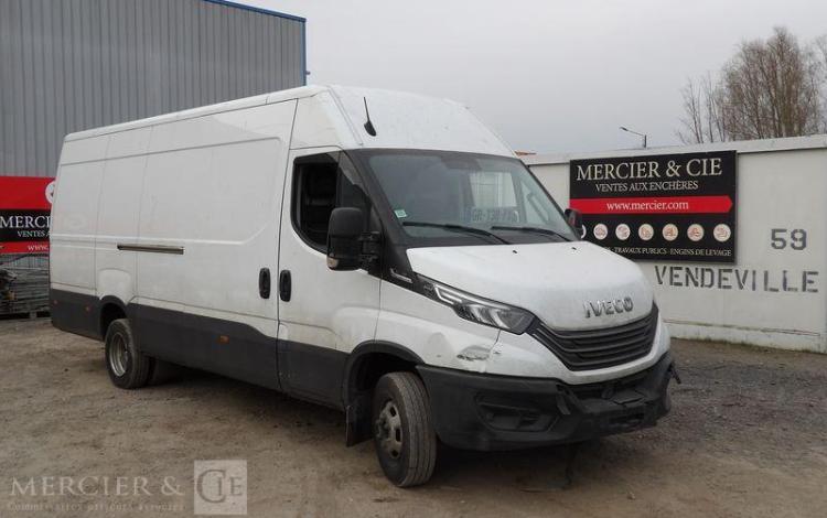 IVECO DAILY 6 FOURGON PHASE 3 35C18 3,0D 16V HI-MATIC 175 CV BOITE AUTO – 56951 KMS BLANC GR-138-PX