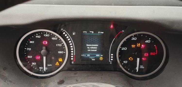 IVECO DAILY 6 FOURGON PHASE 3 35C18 3,0D 16V HI-MATIC 175 CV BOITE AUTO – 56951 KMS BLANC GR-138-PX