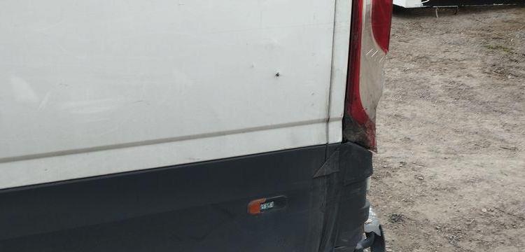 IVECO DAILY 6 FOURGON PHASE 3 35C18 3,0D 16V HI-MATIC 175 CV BOITE AUTO – 56951 KMS BLANC GR-138-PX