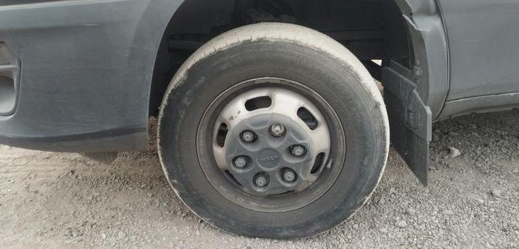 IVECO DAILY 6 FOURGON PHASE 3 35C18 3,0D 16V HI-MATIC 175 CV BOITE AUTO – 56951 KMS BLANC GR-138-PX